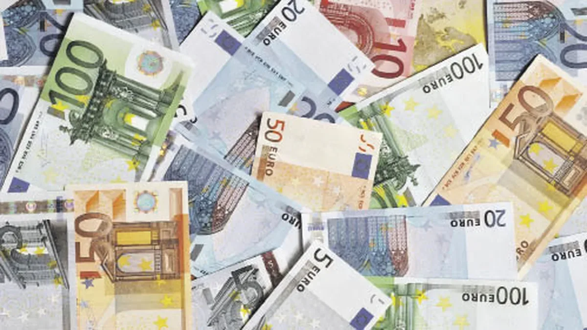 La cotización del euro oficial y el euro blue se mantiene estable en un contexto de alta brecha cambiaria. Repasamos los valo