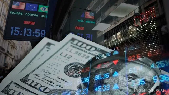 Gráfico del dólar blue y CCL subiendo con fondo de pantalla de la bolsa argentina