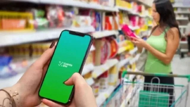 Tarjeta de débito Cuenta DNI del Banco Provincia con iconos de descuentos y promociones