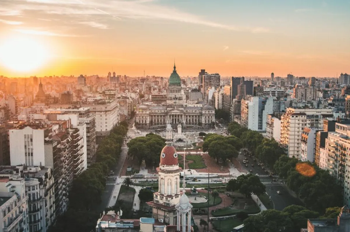Guía completa de gastos e impuestos al comprar una propiedad en Argentina
